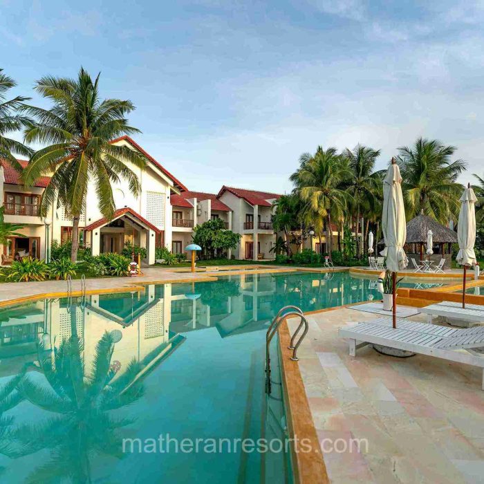 Resorts with Swimming pool